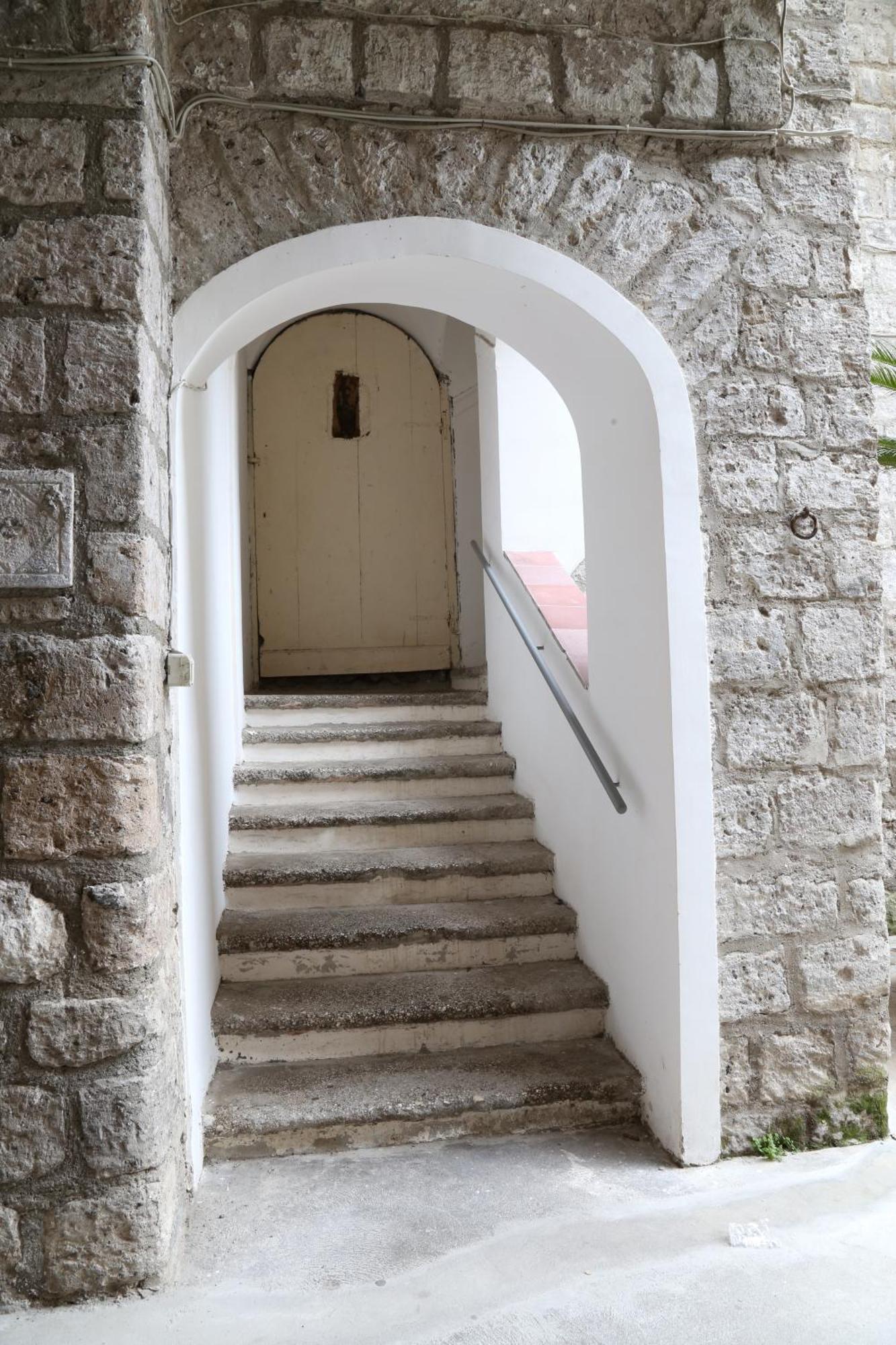 Appartamenti Laura Wi-Fi Curti Exteriér fotografie