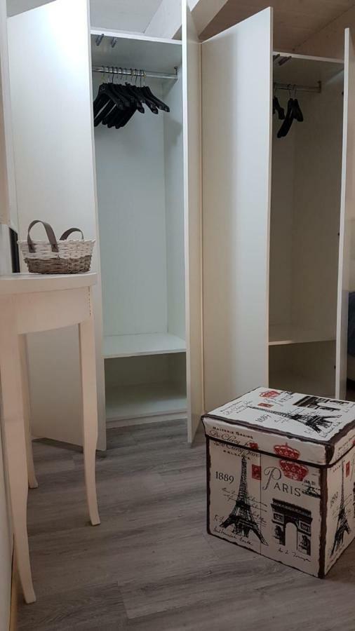 Appartamenti Laura Wi-Fi Curti Exteriér fotografie