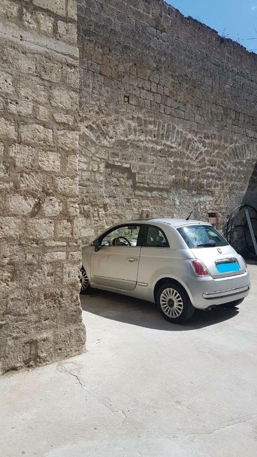 Appartamenti Laura Wi-Fi Curti Exteriér fotografie